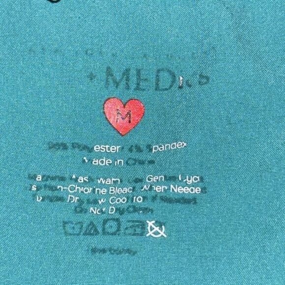 Teal V-Neck Scrub Top With Lace-Up Shoulders & Pockets - Picture 2 of 7